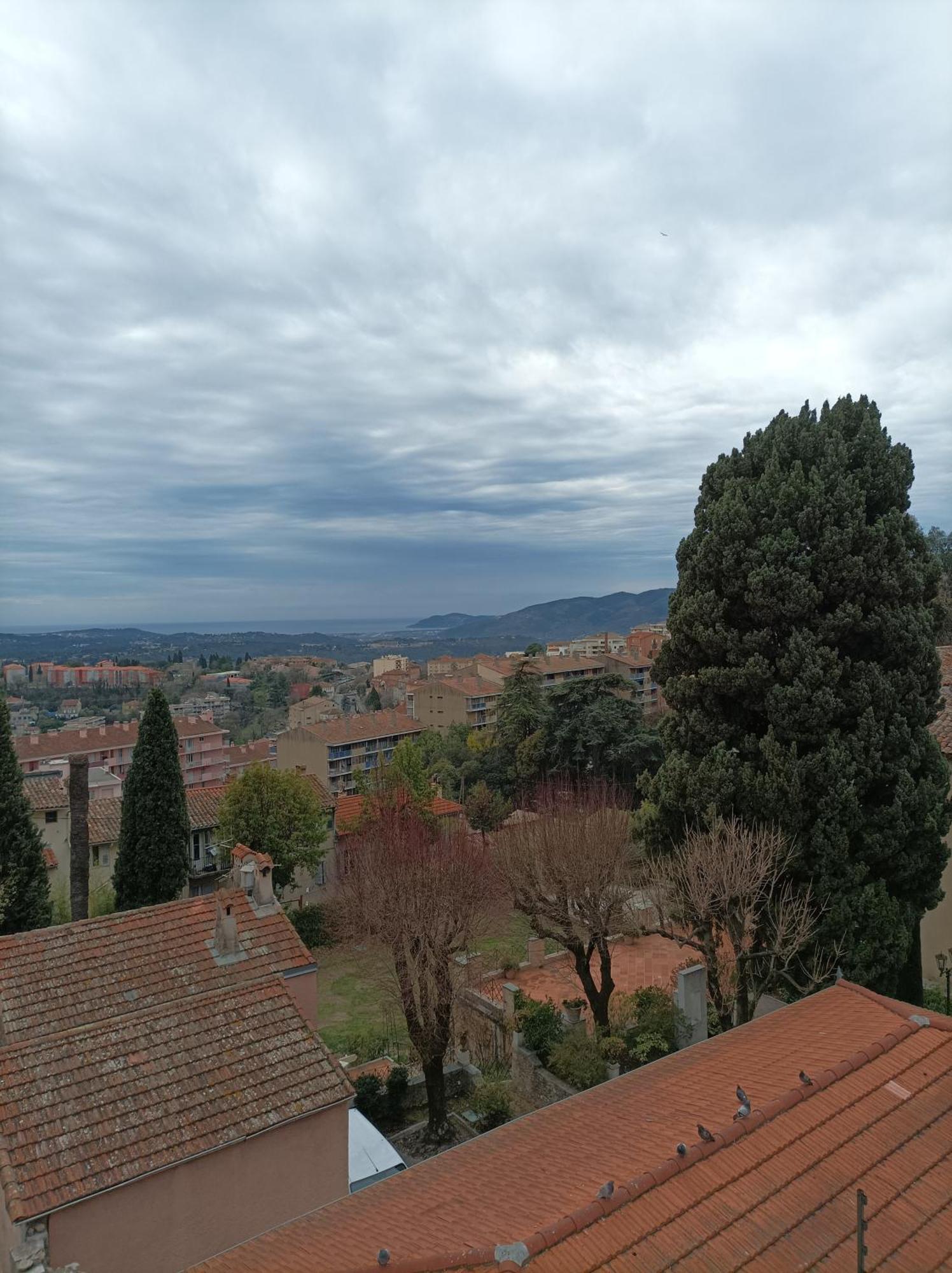 Appartement Le Soft à Grasse Extérieur photo